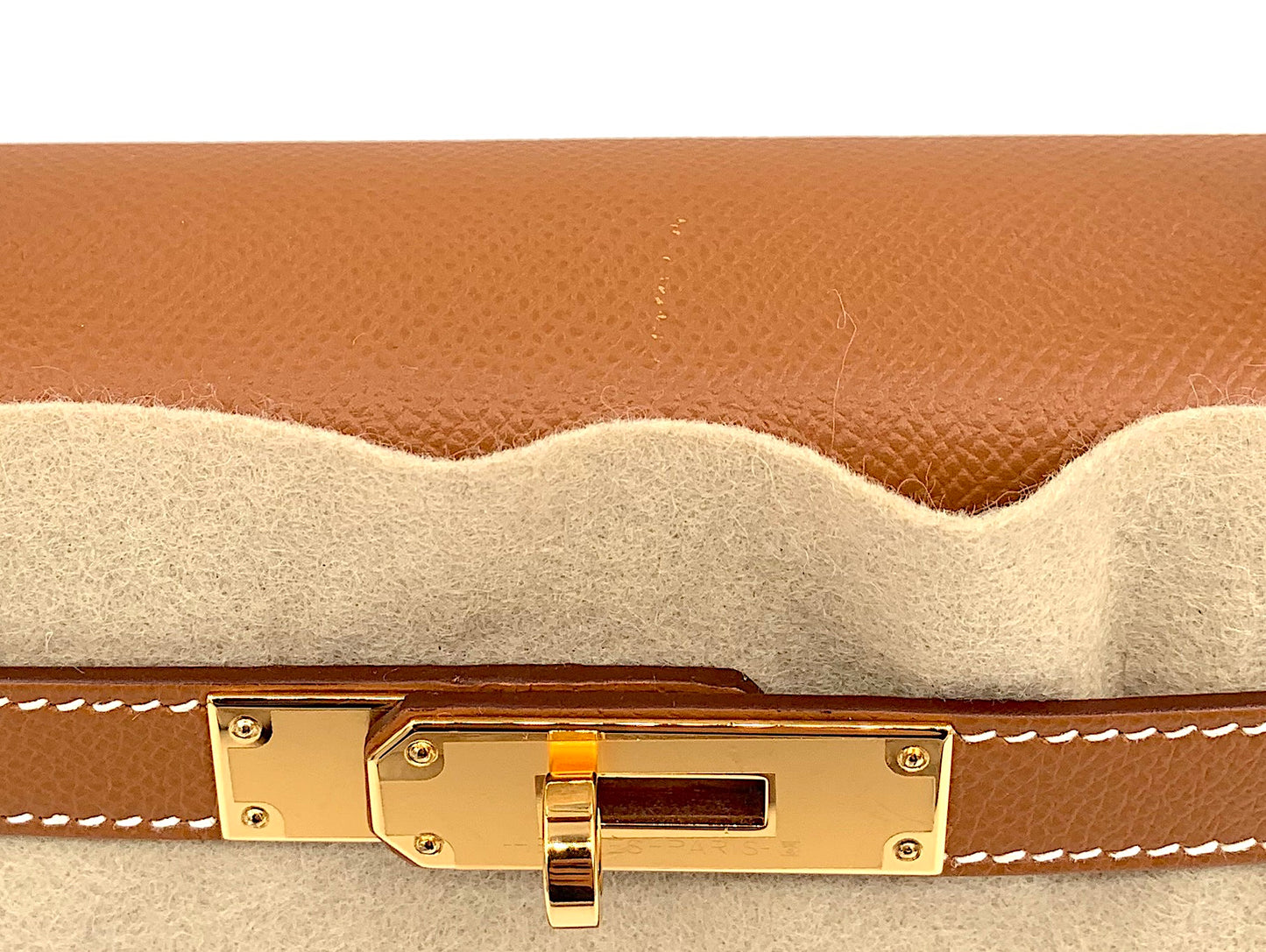 Hermes Kelly 28 Gold