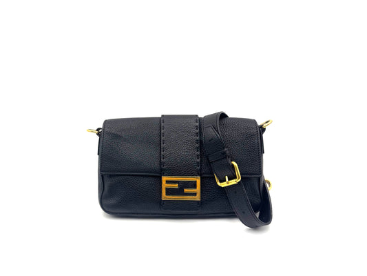 Fendi Baguette Leather Shoulder Bag Black