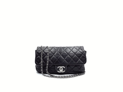 Chanel Classic Handbag Flap Lambskin Black