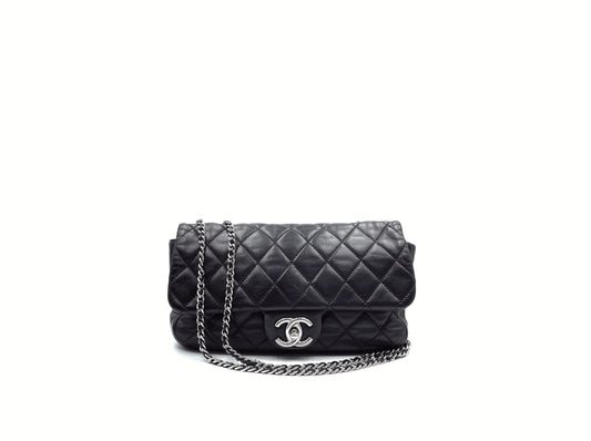 Chanel Classic Handbag Flap Lambskin Black