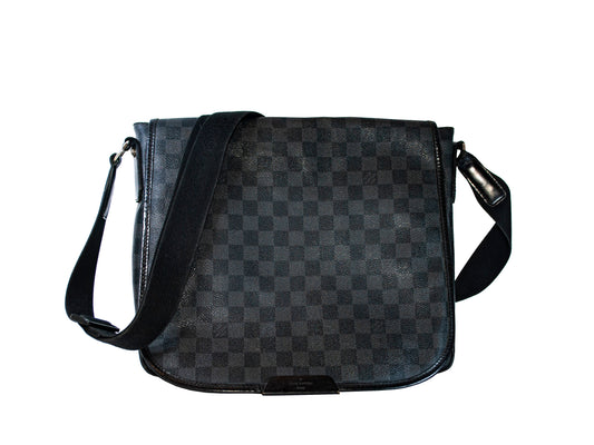 Louis Vuitton Damier Graphite Canvas Men's Shoulder Bag