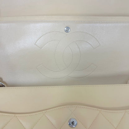 Chanel Jumbo Classic Double Flap