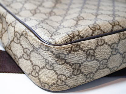 Gucci Men's GG Supreme Canvas Messenger Cross Body Bag