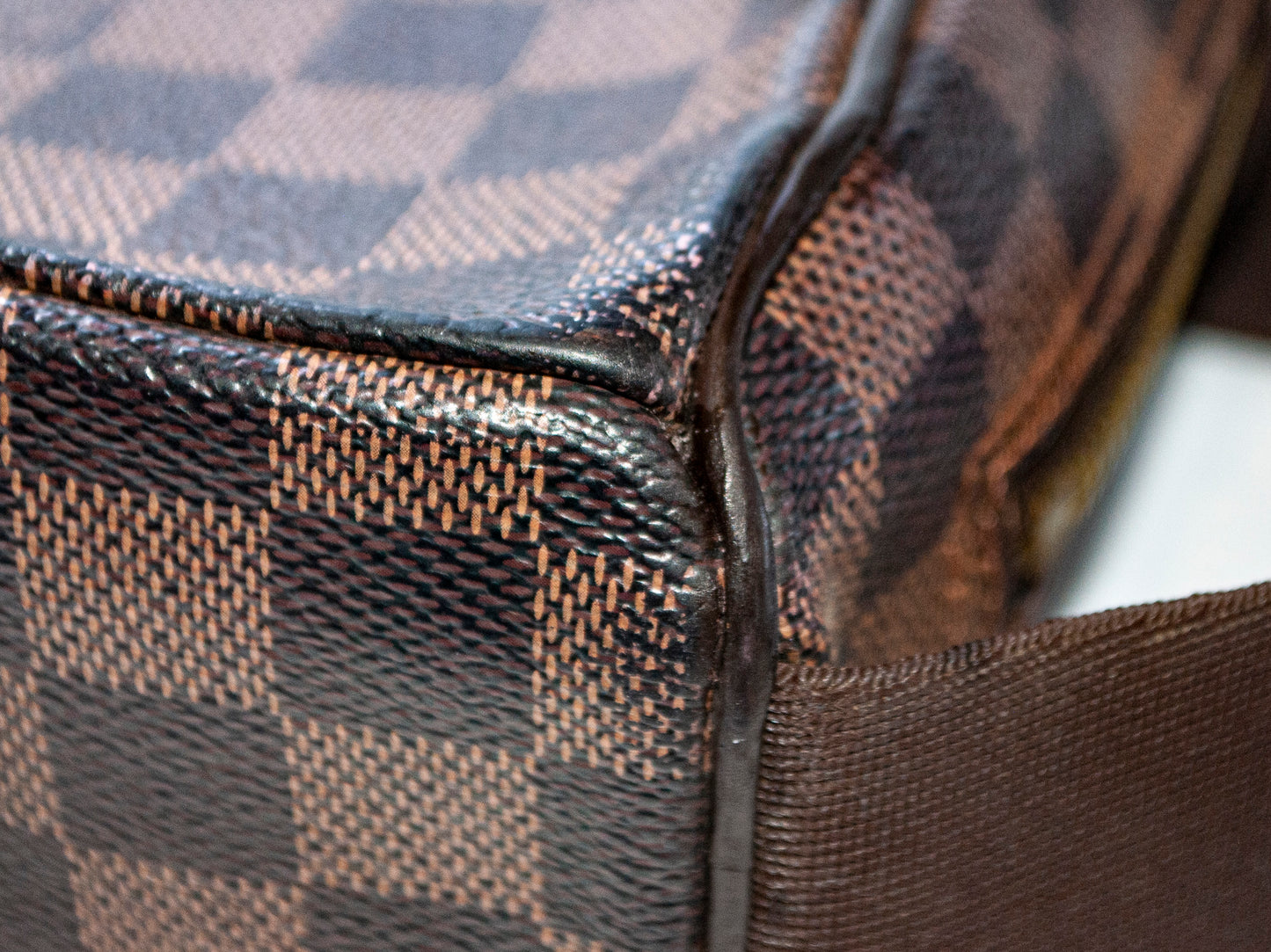 Louis Vuitton Men's Damier Ebene Canvas Messenger Bag
