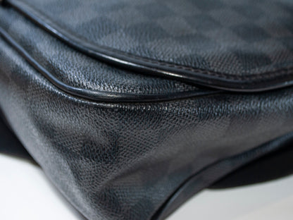 Louis Vuitton Damier Graphite Canvas Men's Shoulder Bag